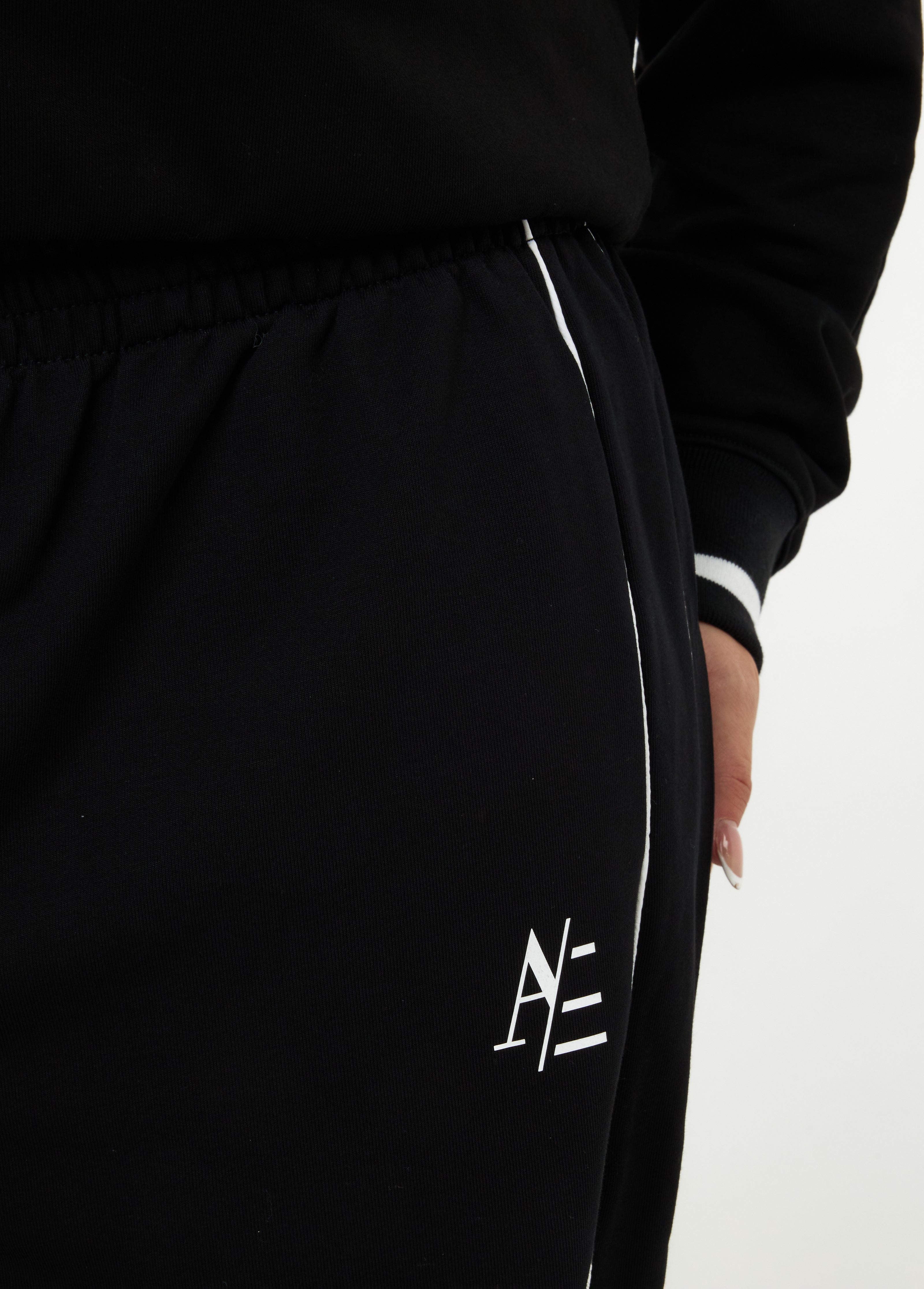 Ares Straight Leg Joggers Mocha Brown